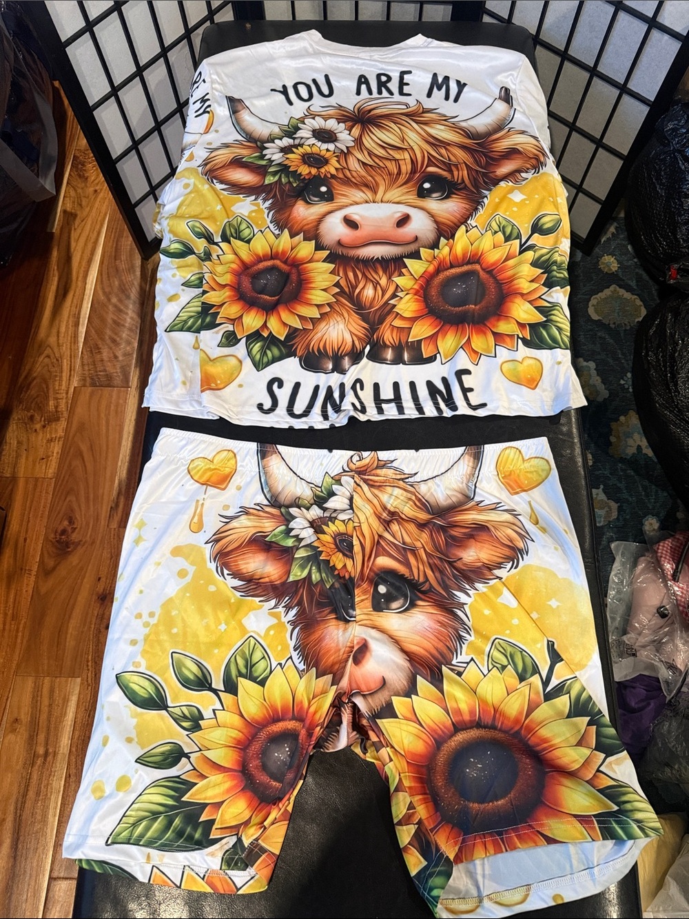 Women’s Sunflower Cow Graphic Pajama Set - White & Yellow